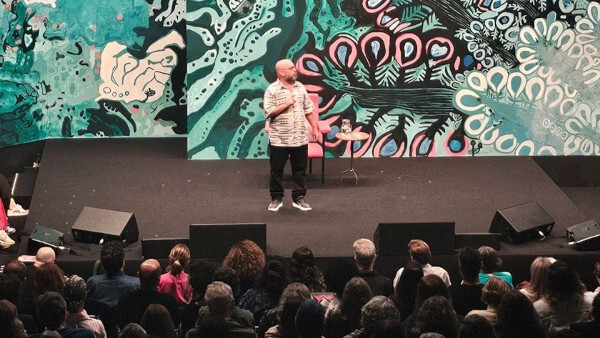Festa Literária Internacional de Paraty é aberta saudando Exu